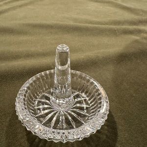 Waterford ring holder